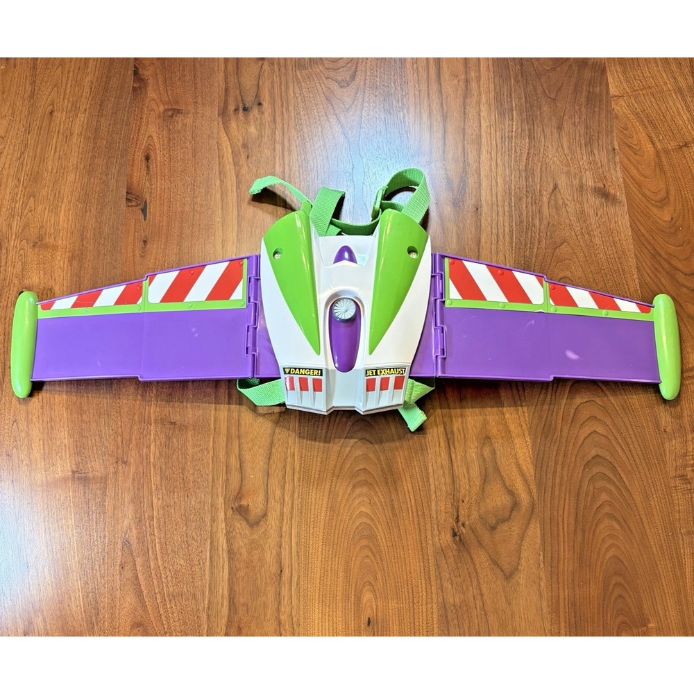 Disney Toy Story Buzz Lightyear Wing Pack Electronic Talking Costume Toy P8926